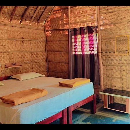 Om Shanti Om Home Stay & Cafe Hampi Buitenkant foto