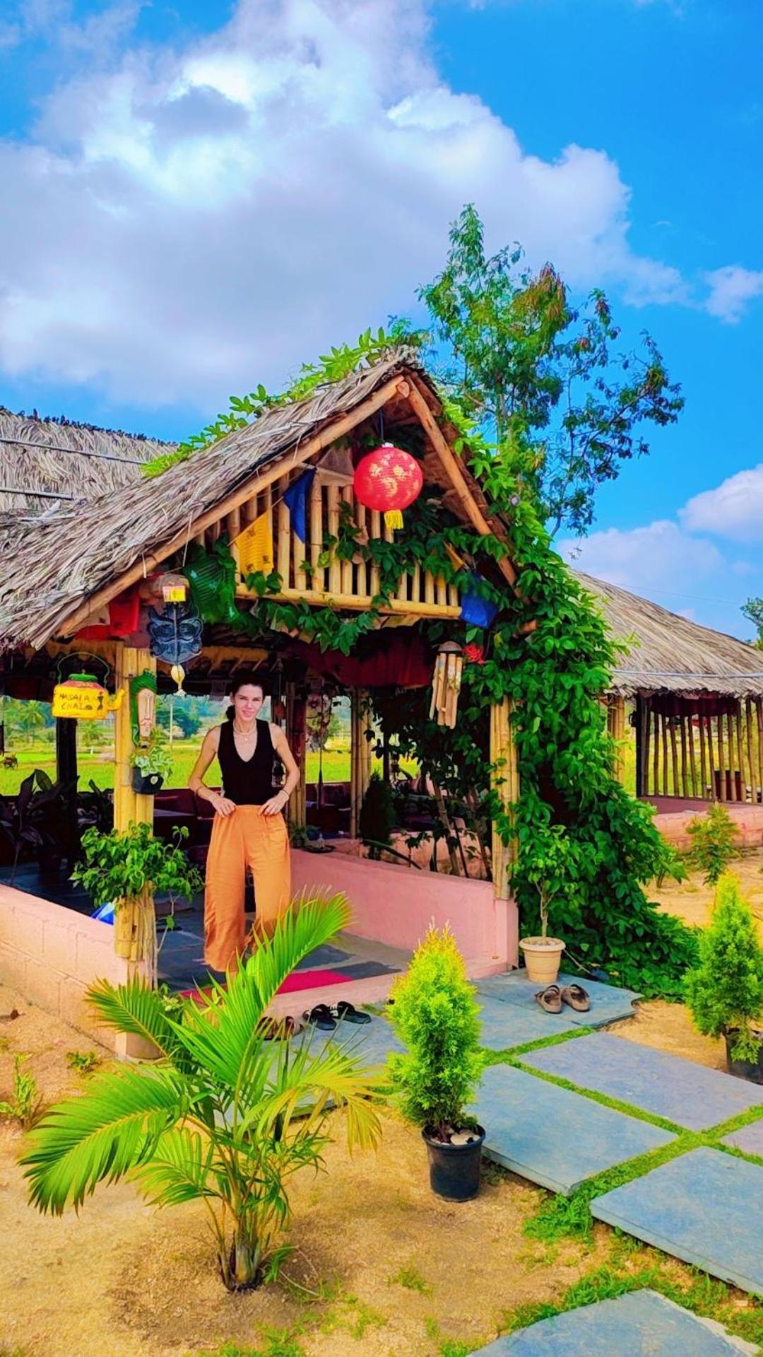 Om Shanti Om Home Stay & Cafe Hampi Buitenkant foto
