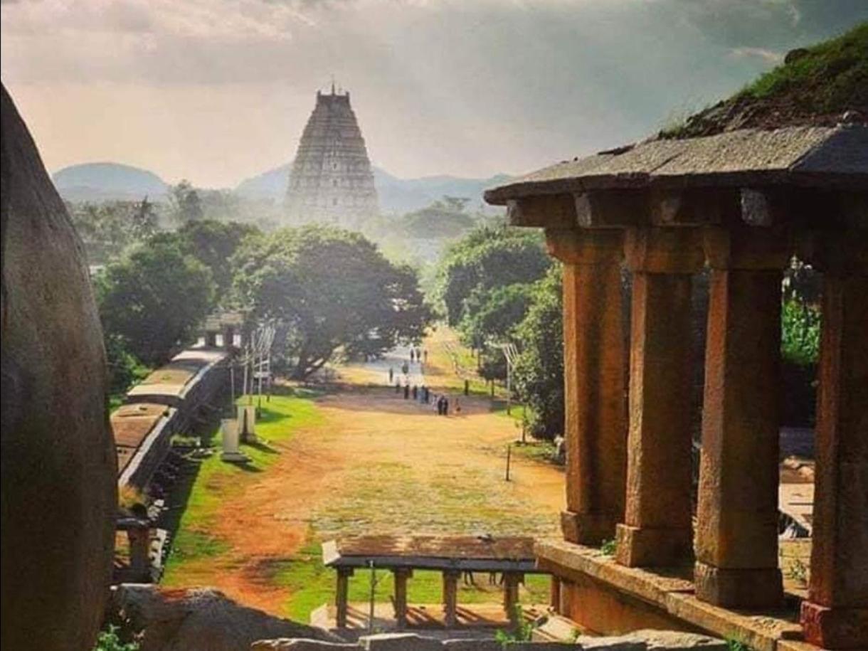 Om Shanti Om Home Stay & Cafe Hampi Buitenkant foto
