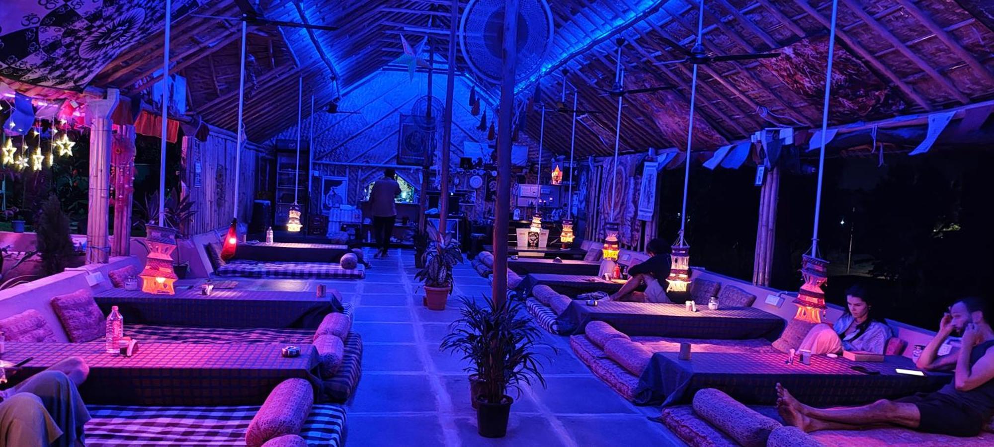 Om Shanti Om Home Stay & Cafe Hampi Buitenkant foto